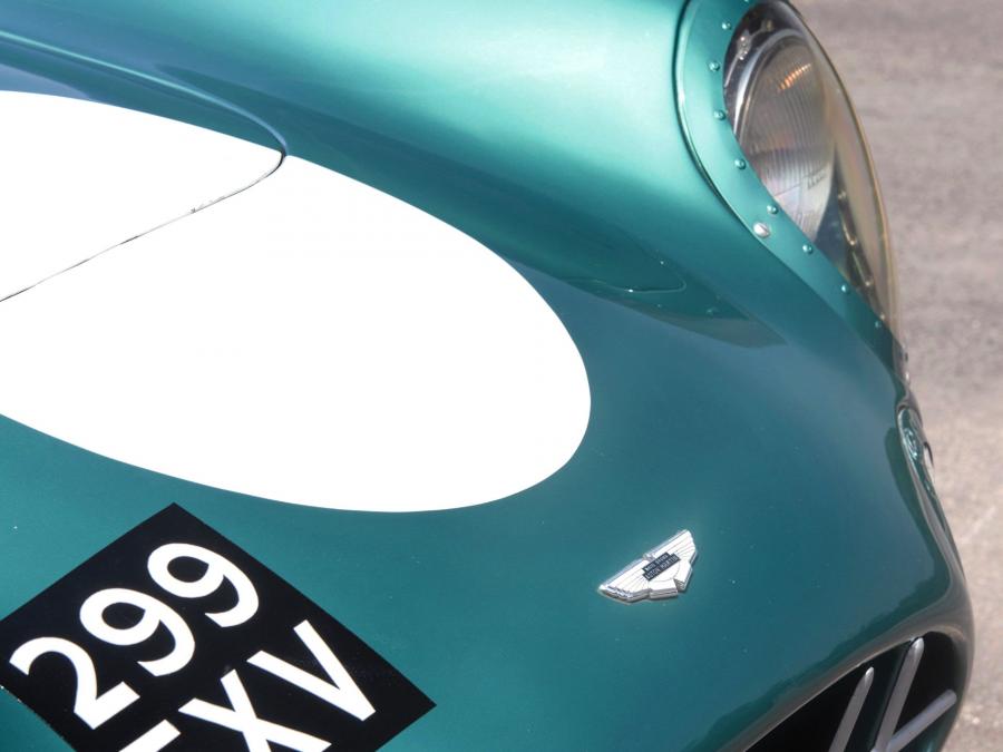 Детали экстерьера Aston Martin DBR1 (001) 1956 года  (фото 20 из 52)